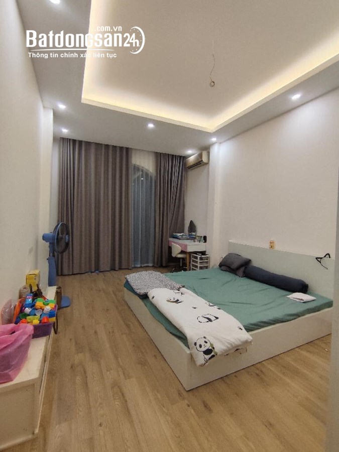 BÁN NHÀ THỊNH LIỆT, HOÀNG MAI, 45m 6 TẦNG, GẦN QUẬN ỦY, Ô TÔ 7 CHỖ VÀO NHÀ