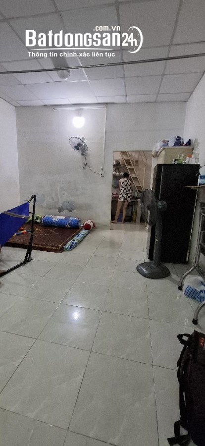 Nhà Nguyễn Sỹ Sách, 30m2, ngang hơn 4m vuông vức, 3 tỷ nhỉnh