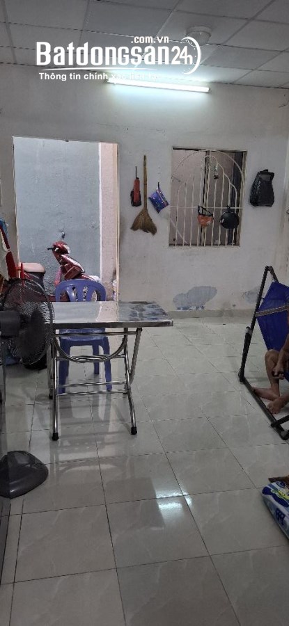 Nhà Nguyễn Sỹ Sách, 30m2, ngang hơn 4m vuông vức, 3 tỷ nhỉnh