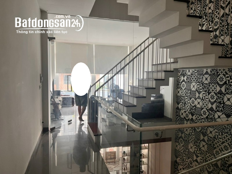 MẶT TIỀN KINH DOANH, ĐƯỜNG SỐ 5, TÂN PHÚ, Q7, 5 TÂNG, 60M2, 10.5 TỶ.