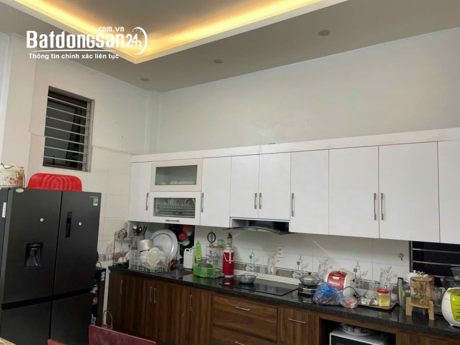 Bán nhà ngõ đường Nguyễn Lương Bằng, TP HD, 94.2m2, mt 5.39m, 3 ngủ, ngõ oto thông