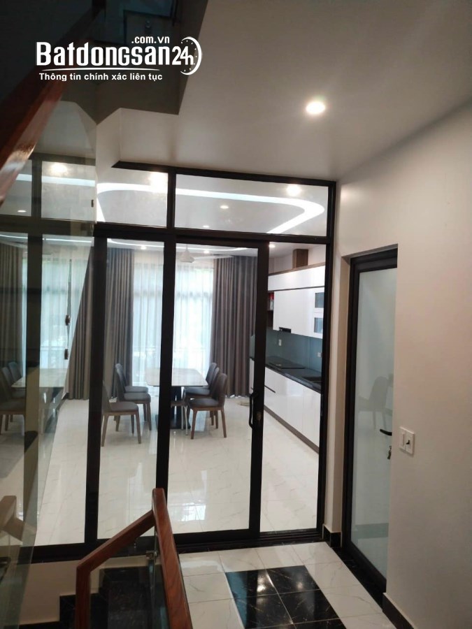 Bán nhà mặt phố Đỗ Ngọc Du, ph Phạm Ngũ Lão, TP HD, 72m2, 4 tầng, thang máy, 4 ngủ