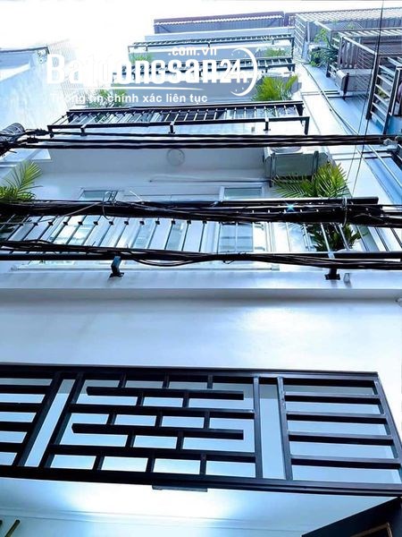 Bán nhà Khu Hoàng Cầu 50m2 6Tầng, Giá 16.5 tỉ
