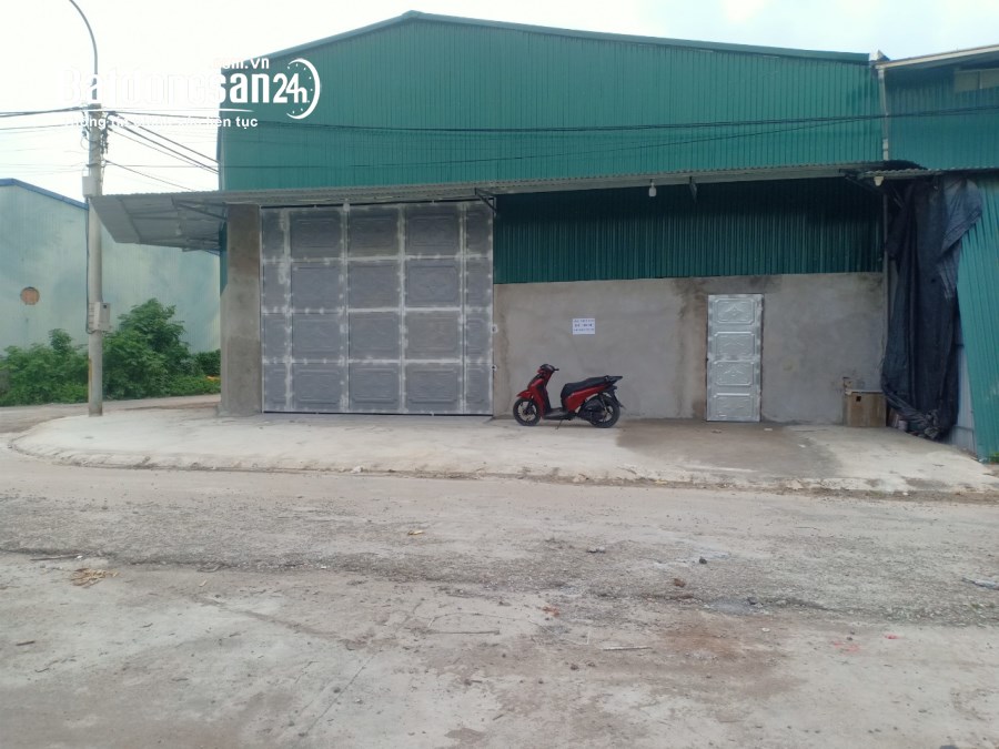 Cho thuê  180m2 nhà làm kho, xưởng đất đấu giá Lai Xá, đường 17m, lâu dài lh 0382.703
