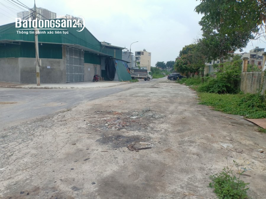 Cho thuê  180m2 nhà làm kho, xưởng đất đấu giá Lai Xá, đường 17m, lâu dài lh 0382.703