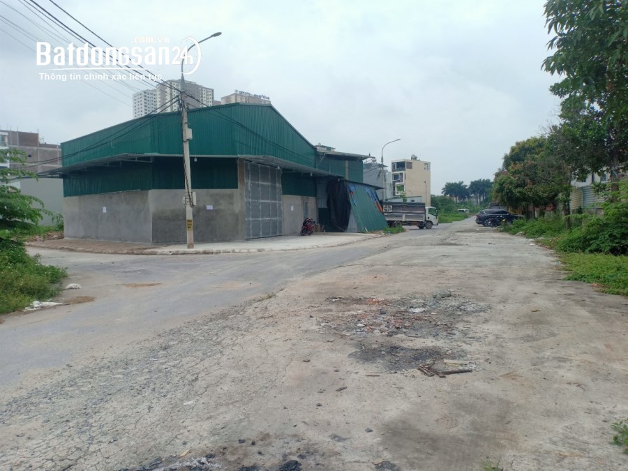 Cho thuê  180m2 nhà làm kho, xưởng đất đấu giá Lai Xá, đường 17m, lâu dài lh 0382.703