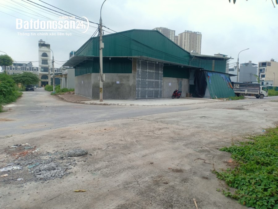 Cho thuê  180m2 nhà làm kho, xưởng đất đấu giá Lai Xá, đường 17m, lâu dài lh 0382.703
