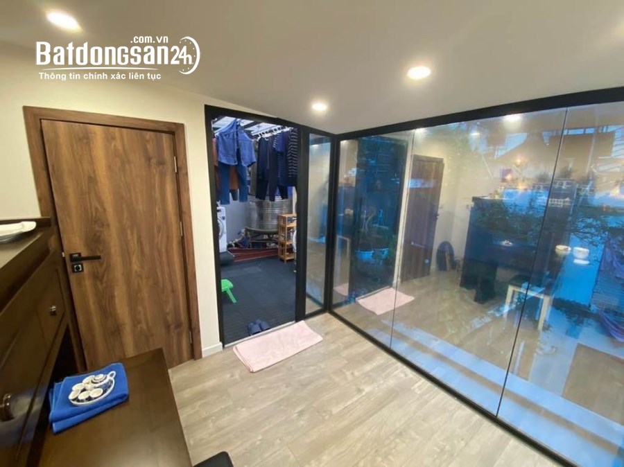 Bán nhà Tôn Đức Thắng 33m2 5Tầng, Giá 7.3 tỉ