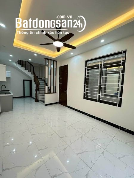 Bán nhà khu Kim Giang  40m2 x 5T, 6.7 tỷ  Q. Hoàng Mai