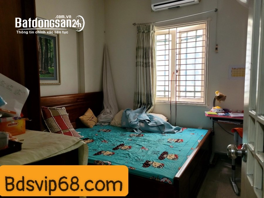 Bán nhà phố Yên Lãng, Đống Đa, siêu phẩm vị trí, lô góc, ô tô, 40m2 5 tầng giá 12.2 t
