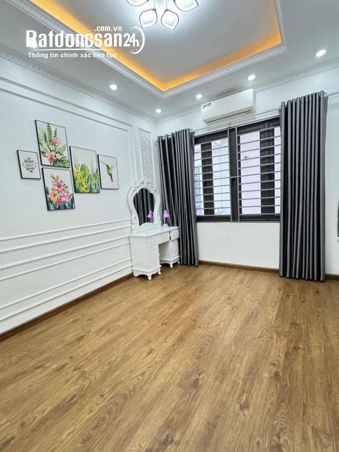 Bán nhà mặt phố Đường Cầu vượt Mai Dịch, Phường Mai Dịch, Quận Cầu Giấy