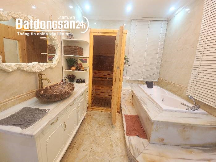 Bán biệt thự trung tâm quận Cầu Giấy, lô góc, mặt tiền quyền lực 40 tỷ