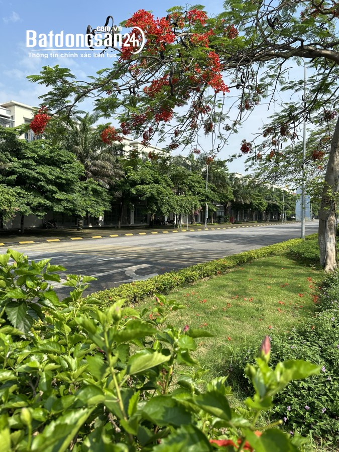 Căn nhà đẹp nhất trục chính VSIP cần bán-ngay cạnh Gia Lâm