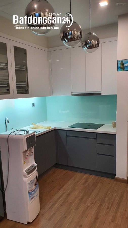 Chính chủ cho thuê căn hộ chung cư Vinhomes Green Bay căn 70m 2PN 2VS full đồ view hồ