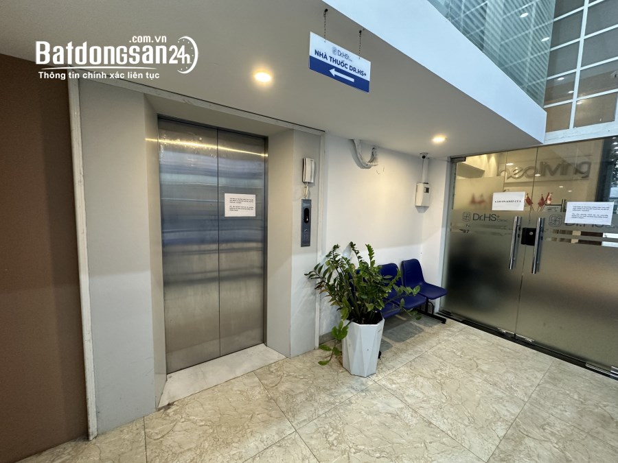 Bán nhà mặt phố Phố Khúc Thừa Dụ dt 100m2 x 7 t mt 8,2 m kinh doanh tốt giá 55 tỷ