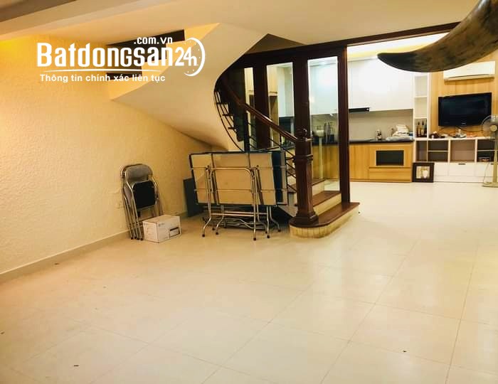 Cho thuê nhà riêng Mạc Thái Tổ Cầu Giấy 60m x 5T, ngõ thông, ô tô tránh