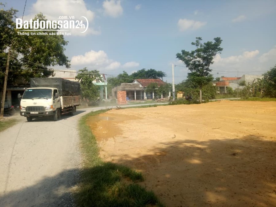 Chính chủ ngộp bán gấp đất chợ Bình Chánh 80m giá 970tr hỗ trợ vay 70%