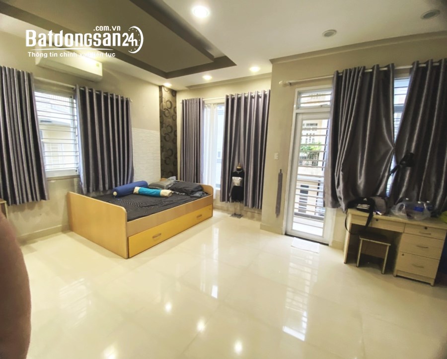 Bán nhà Phú Nhuận - 70m2 NGANG 6.5M 4 TẤM 5PN - Mặt tiền Kinh Doanh - 1X tỷ bớt lộc