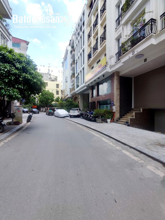 Bán Đất ngõ 603 Lạc Long Quân - 95m2 x MT 5m - Lô góc - Ngõ thông 3 Oto tránh - Vỉe h