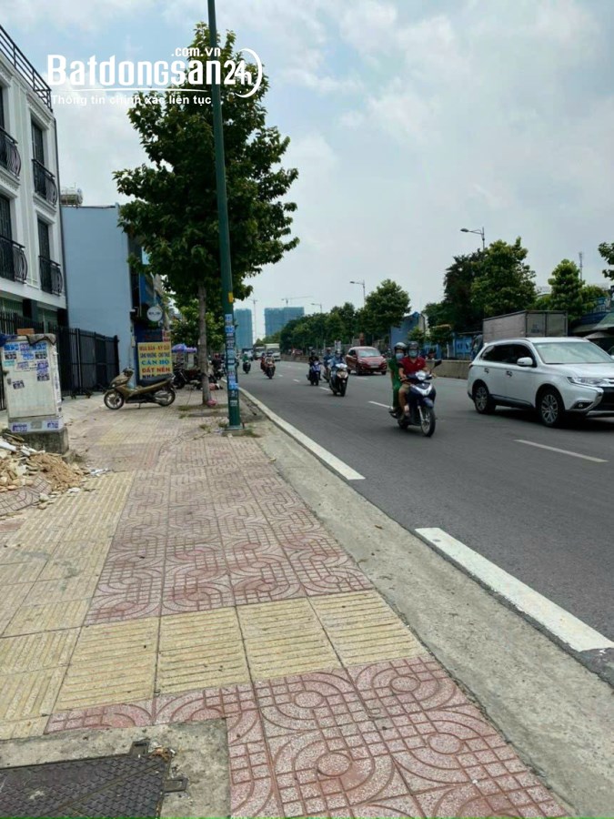 Bán Nhà Mặt Tiền Phạm Văn Đồng 6×21 Giá 7 Tỷ Hơn