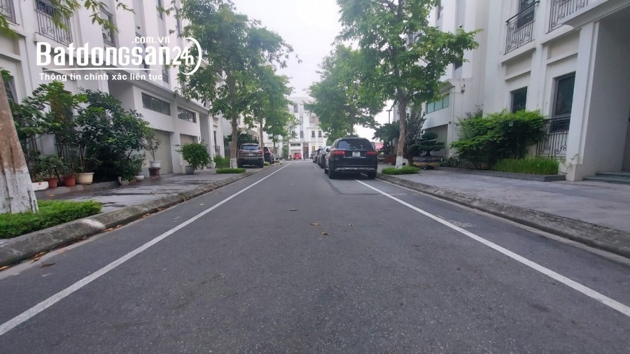  KDT The Manor Central Nguyễn Xiển.DT 160m2 x 4t,Thang máy. 44 tỷ