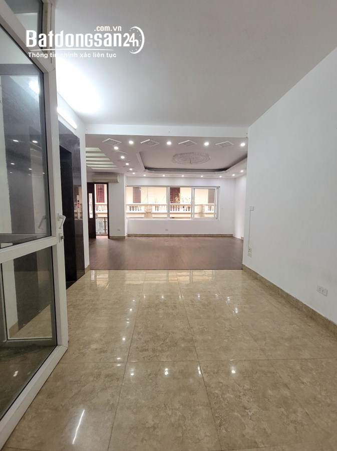 Đừng bỏ lỡ cơ hội thuê sàn văn phòng hiếm có, DT: 70m2 đường Đê La Thành quận Đống Đa