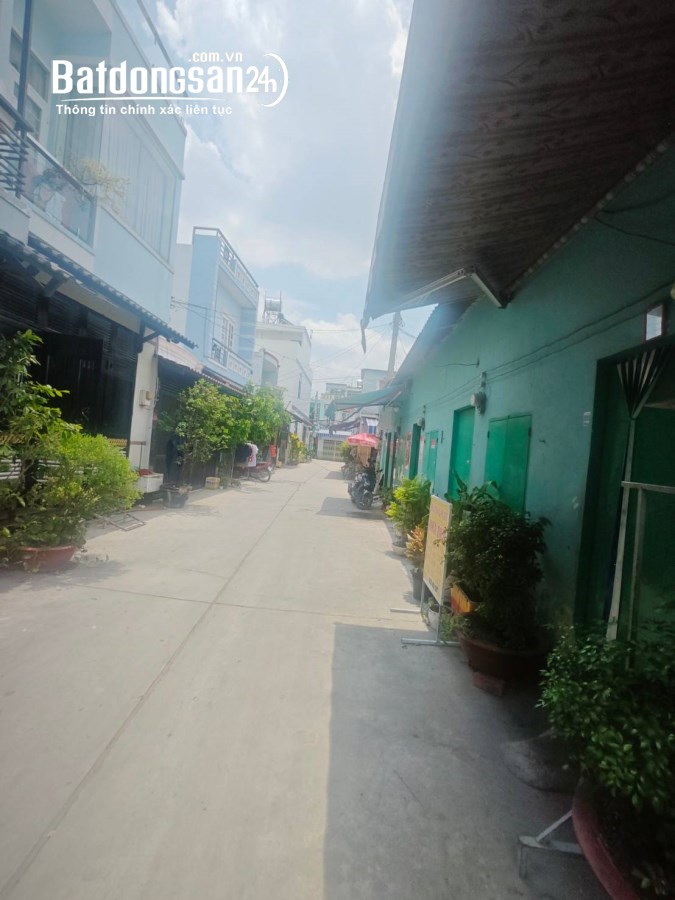Bán nhà Đường Số 4, Phường Bình Hưng Hòa B, Quận Bình Tân
