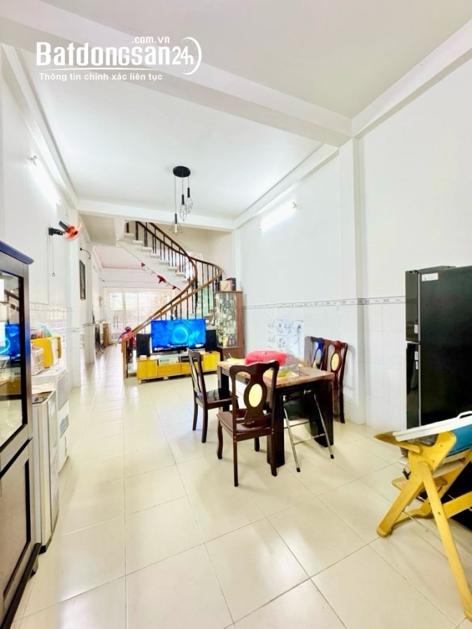 Bán Nhà Mặt Tiền Bàu Cát, Víp Tân Bình, 72m2, 4 Tầng, Nội Thất Cao Cấp, Nhỉnh 12 Tỷ 