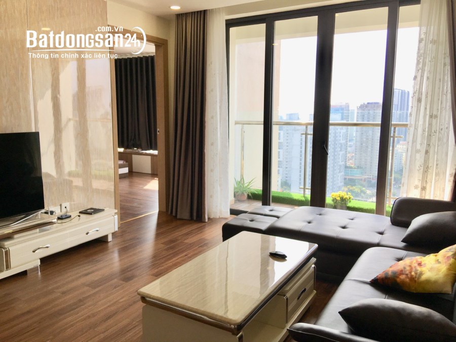 Cho thuê căn hộ toà Sunsquare đường Lê Đức Thọ, Mỹ Đình 2,dt 105m,3pn,2vs, full đồ