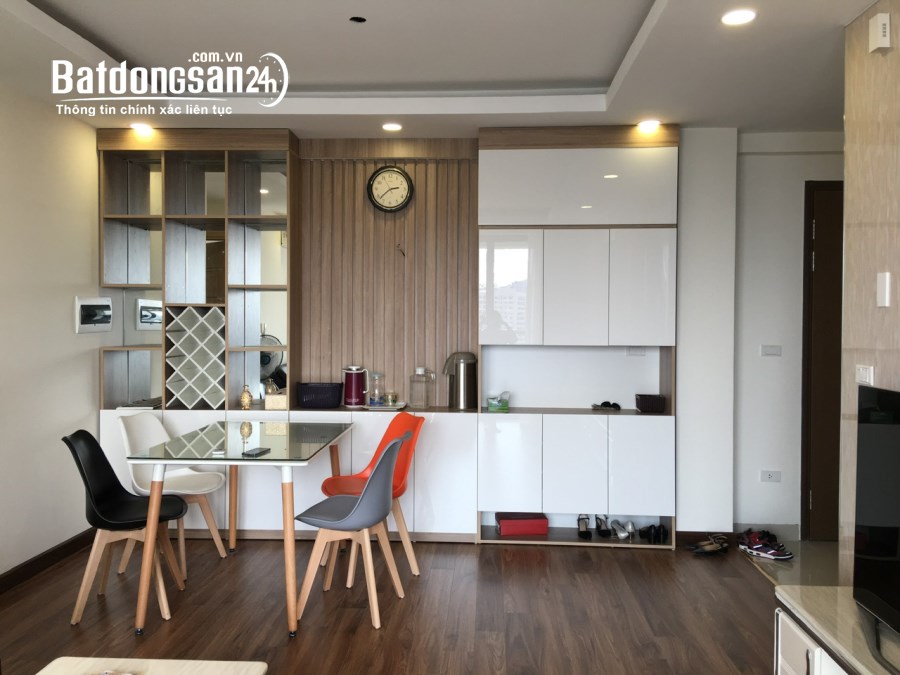 Cho thuê căn hộ toà Sunsquare đường Lê Đức Thọ, Mỹ Đình 2,dt 105m,3pn,2vs, full đồ