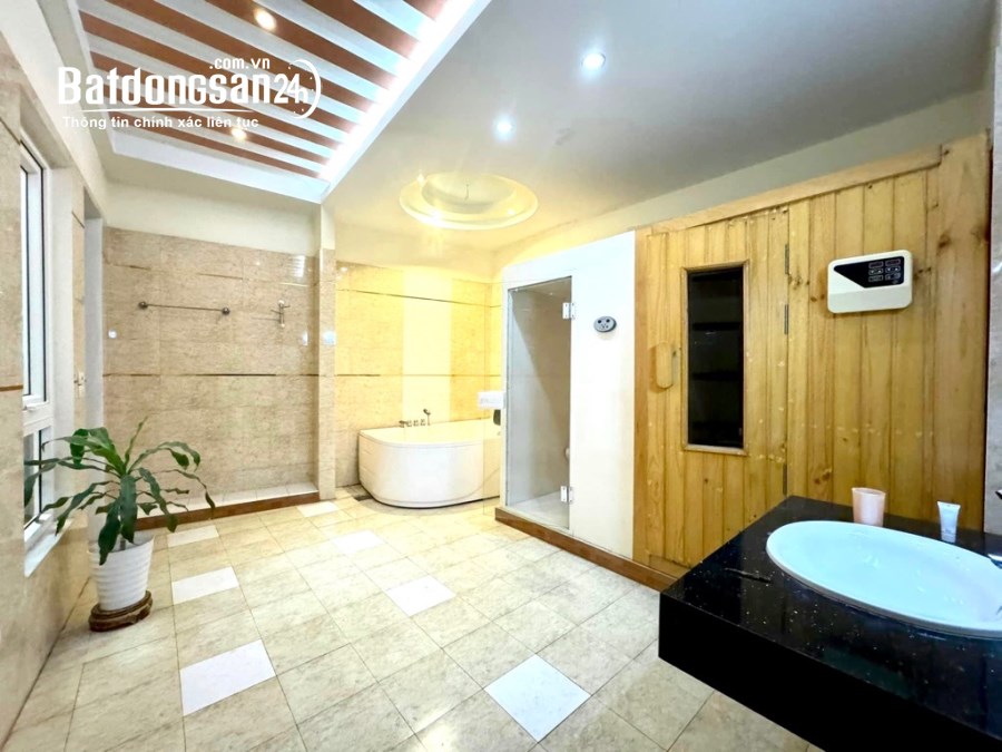 Cần bán nhà mặt ngõ thoáng Lương Định Của, Đống Đa, NHÀ ĐẸP, hơn 30m2, giá 5.x tỷ