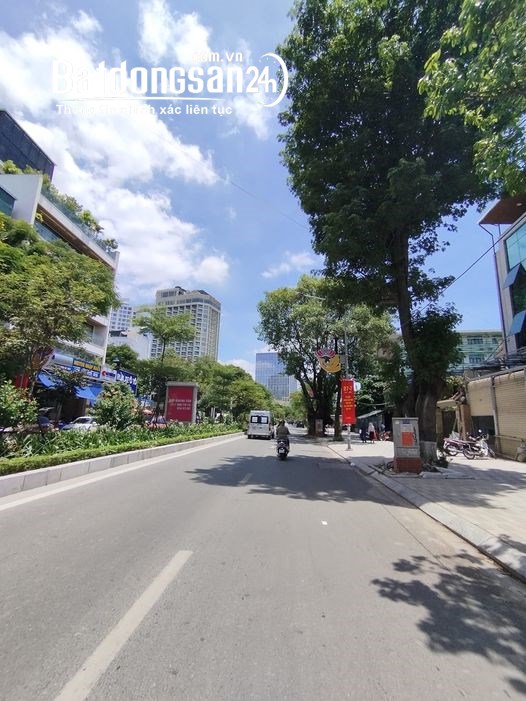 Bán đất Đường Lạc Long Quân, Phường Nhật Tân, Quận Tây Hồ