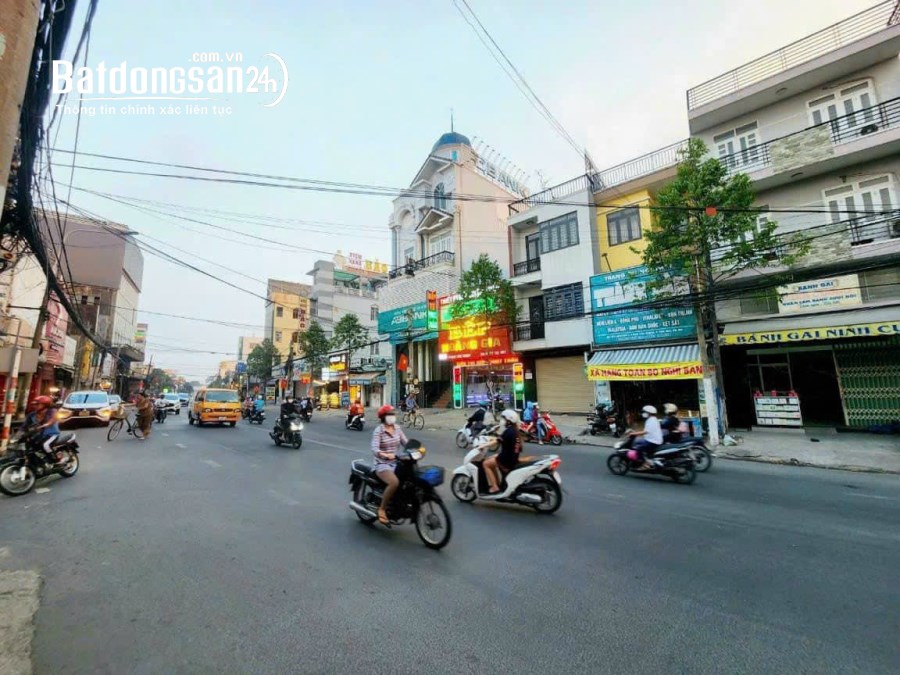 Bán nhà 1 Trệt 1 lầu 160M2 mặt tiền đường PHẠM VĂN THUẬN chỉ 13.9 tỉ