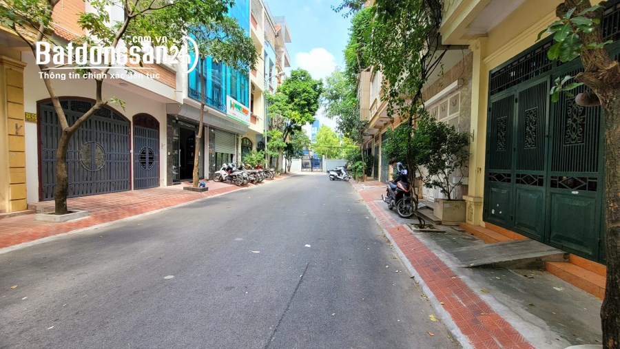 Bán nhà LIỀN KỀ KĐT Đại Kim - Hoàng Mai, 55M2, 5 Tầng, VỈA HÈ RỘNG, Ô TÔ TRÁNH, KINH 
