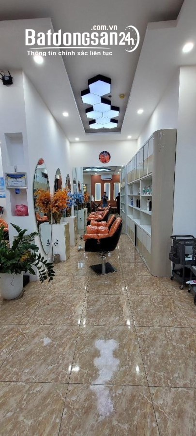 Chính chủ bán lô Shophouse SH3 Iris Garden toà CT2 67m mt6m kinh doanh Đỉnh 4,4 tỷ