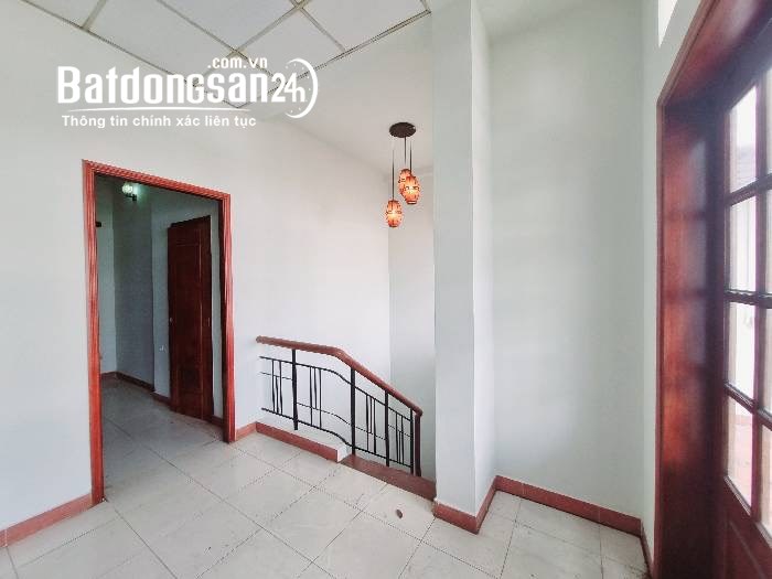 Bán nhà mặt phố Đường Nguyễn Xuân Ôn, Phường 2, Quận Bình Thạnh