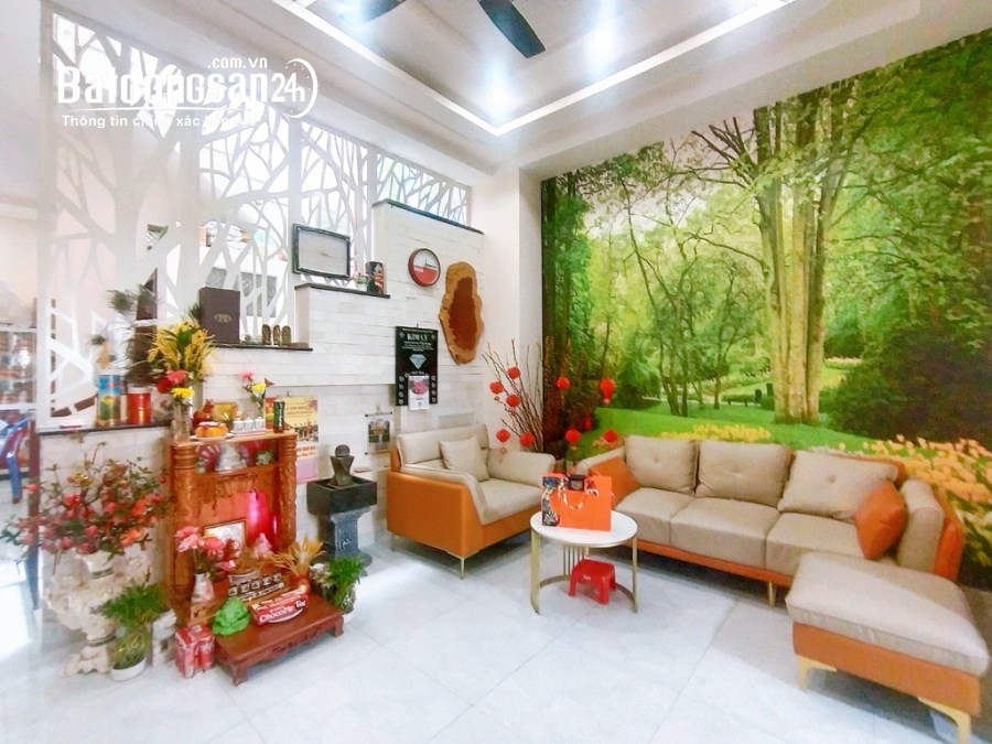 NHÀ MẶT TIỀN ĐƯỜNG XE HƠI THÔNG THOÁNG LINH XUÂN THỦ ĐỨC, 5X20 100M2 CHỈ 5TỶ.