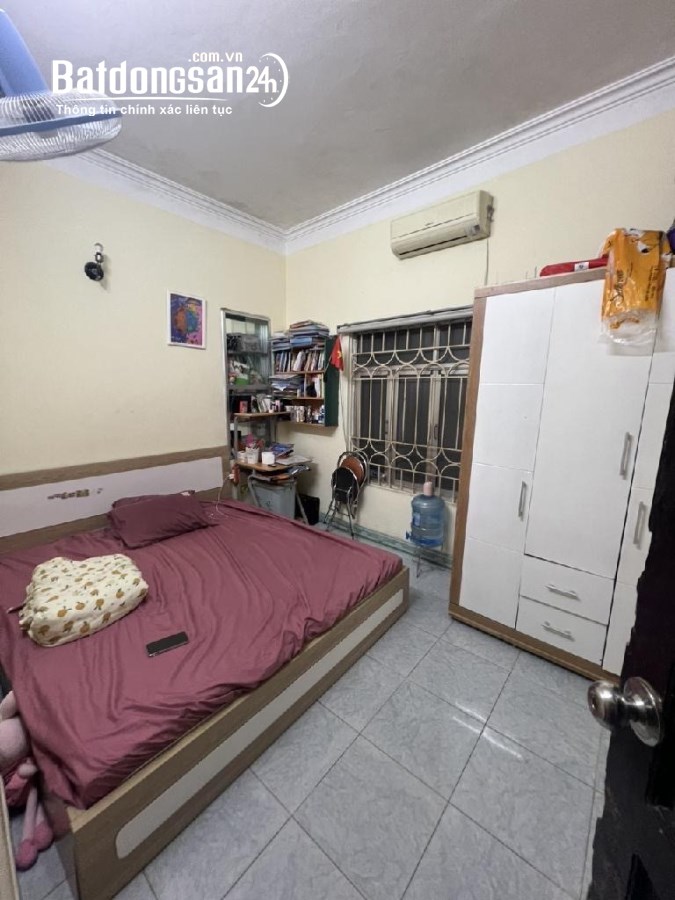 Bán nhà Quận Hai Bà Trưng . ngõ to kinh doanh , giá 4.39 tỷ 