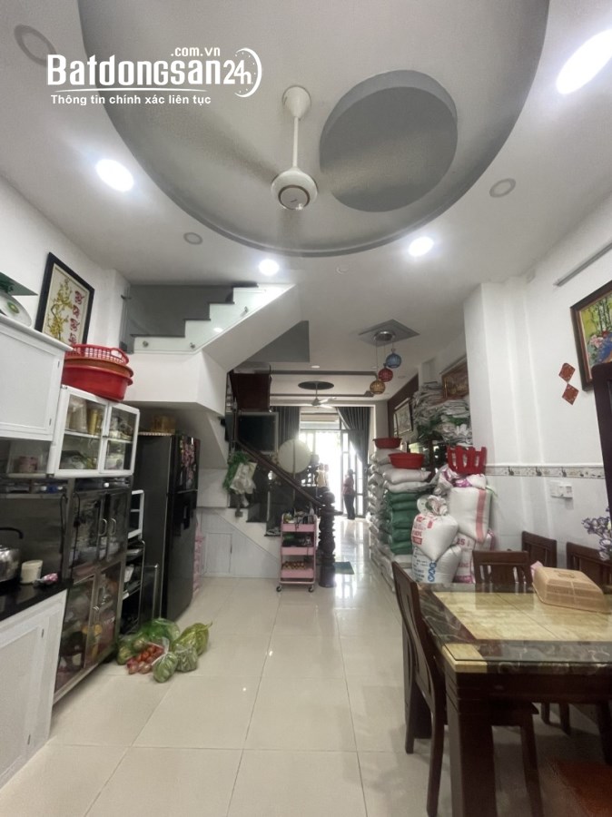 Bán nhà Đường Nguyễn Ảnh Thủ, Phường Bà Điểm, Huyện Hóc Môn