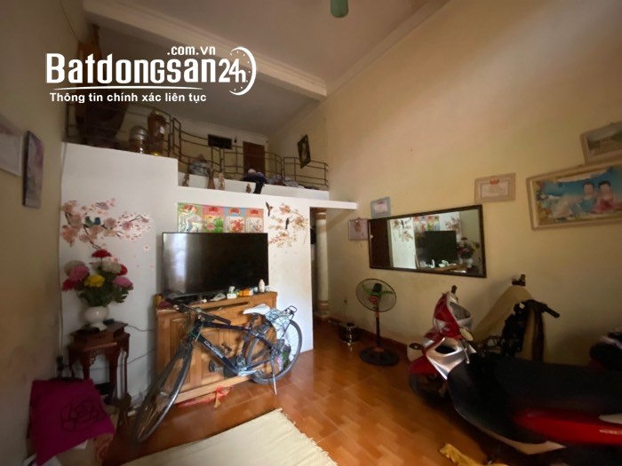 Nhà Thị Trấn-Đông Anh-2 Mặt Đường Ô Tô-DT 76m²-MT 4m-Trước Nhà Ô Tô Dừng Đỗ