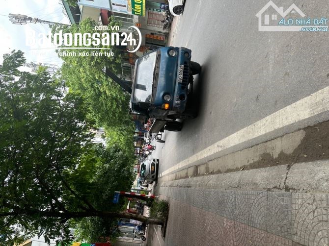 Bán đất Đường Thạch Bàn, Phường Thạch Bàn, Quận Long Biên