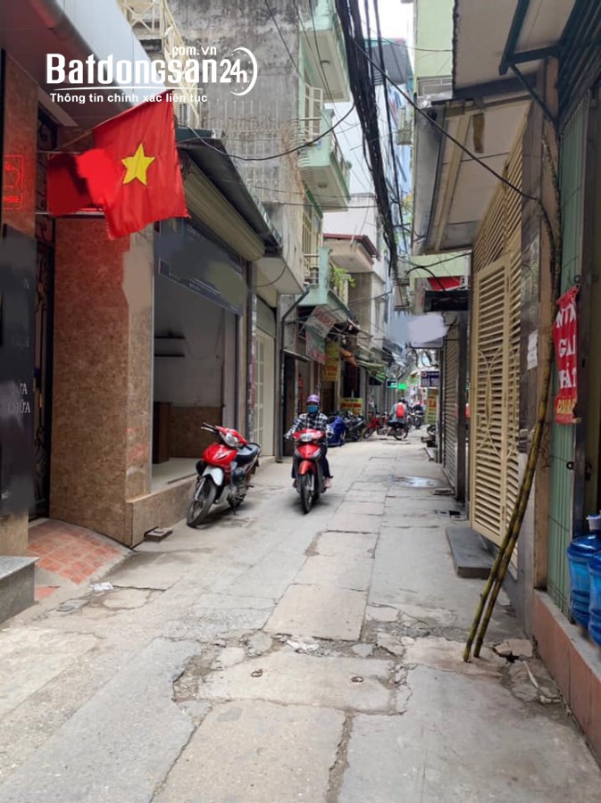 NHÀ ĐẸP QUAN HOA 53M2 X 6T. Ô TÔ- KD- SỔ BẢO DIÊM 7 TỶ Ở NGAY.