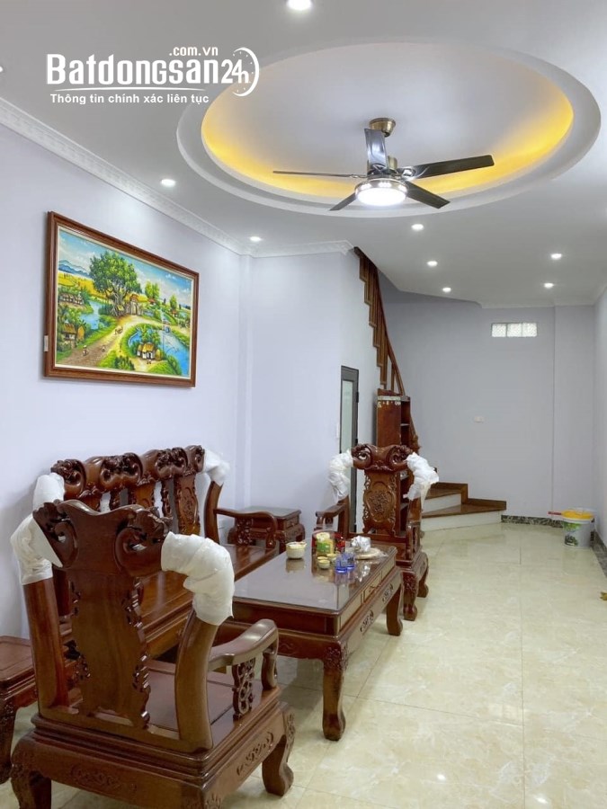 BÁN NHÀ KIM GIANG, LÔ GÓC, NGÕ NÔNG, 42M2, 5 TẦNG, MT 4M, GIÁ 4.5 TỶ, LH 0988280828.