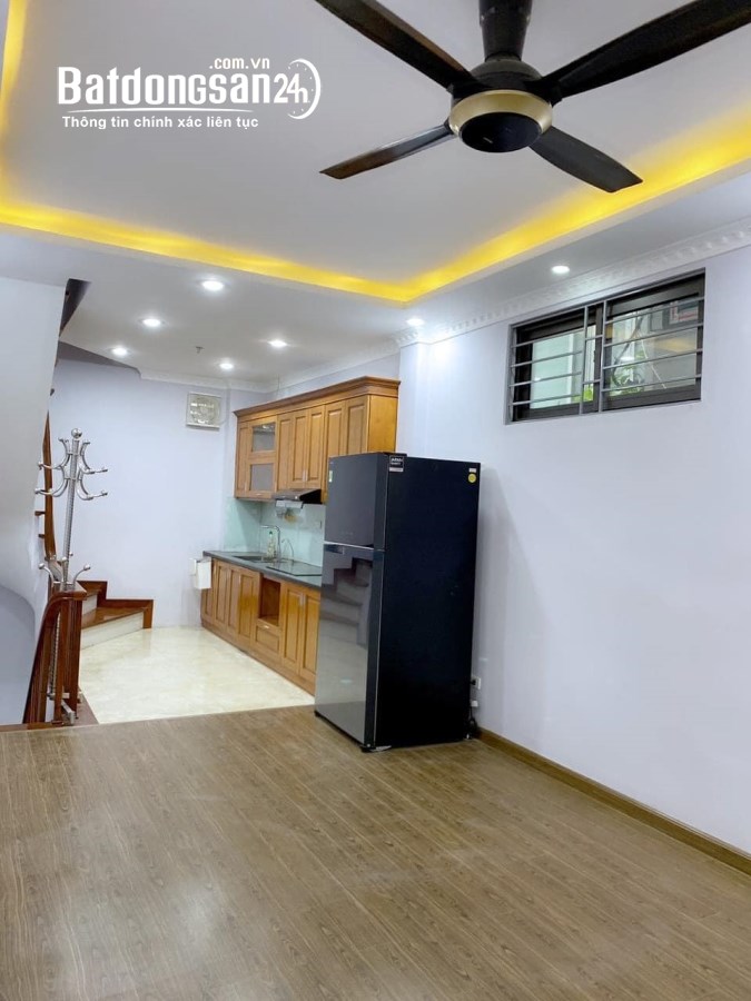 BÁN NHÀ KIM GIANG, LÔ GÓC, NGÕ NÔNG, 42M2, 5 TẦNG, MT 4M, GIÁ 4.5 TỶ, LH 0988280828.