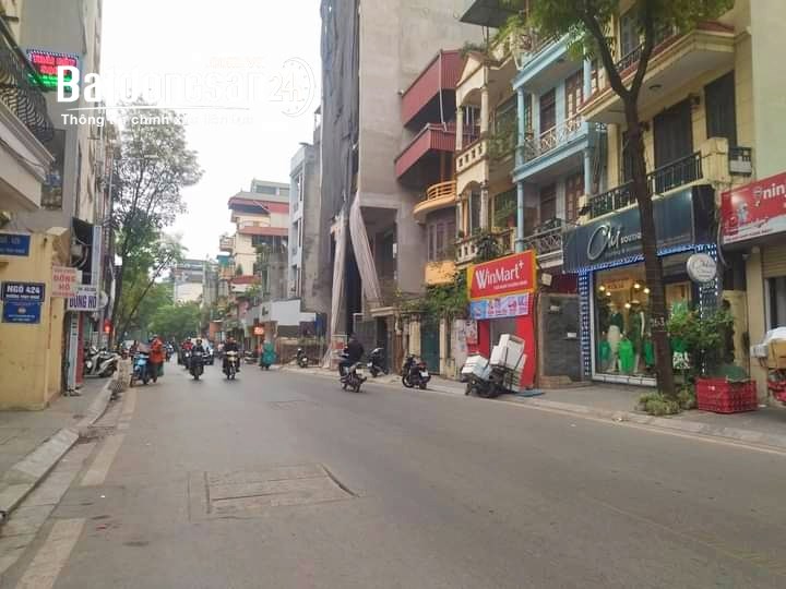 Cho thuê nhà mặt phố Thụy Khuê Tây Hồ 200m x 8T có hầm giá 230tr