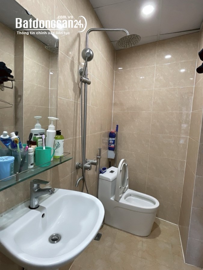 Chính chủ cần bán NHÀ ĐẸP Khâm Thiên, Đống Đa, NGÕ BA GÁC, DT 30m2, hơn 4 tỷ đồng
