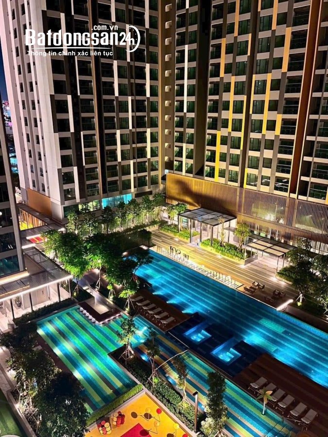 Bán căn hộ De La Sol Quận 4 bolck A2 tầng 8 view hồ bơi, kí hợp đồng trực tếp CĐT