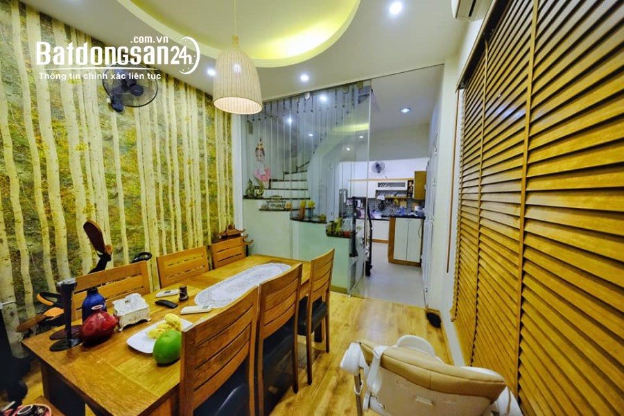 NHÀ VIỆT HƯNG - 48M x 5 TẦNG - DÂN XÂY- 9.6 TỶ 