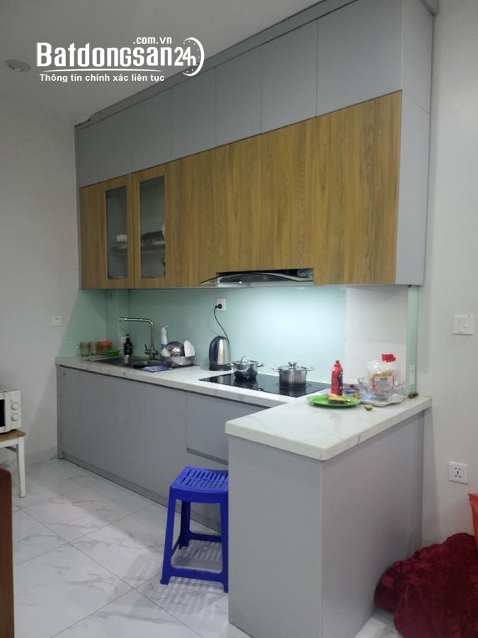 Bán nhà Phố Ngõ Trạm, Phường Thạch Bàn, Quận Long Biên DT 38m2 , 5 tầng , Giá 5.25 tỷ