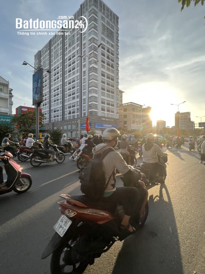 Kẹt Bank Giảm 10 tỷ bán gấp MT Luỹ Bán Bích, chỉ 128 triệu/m2. HĐT 100 triệu/tháng